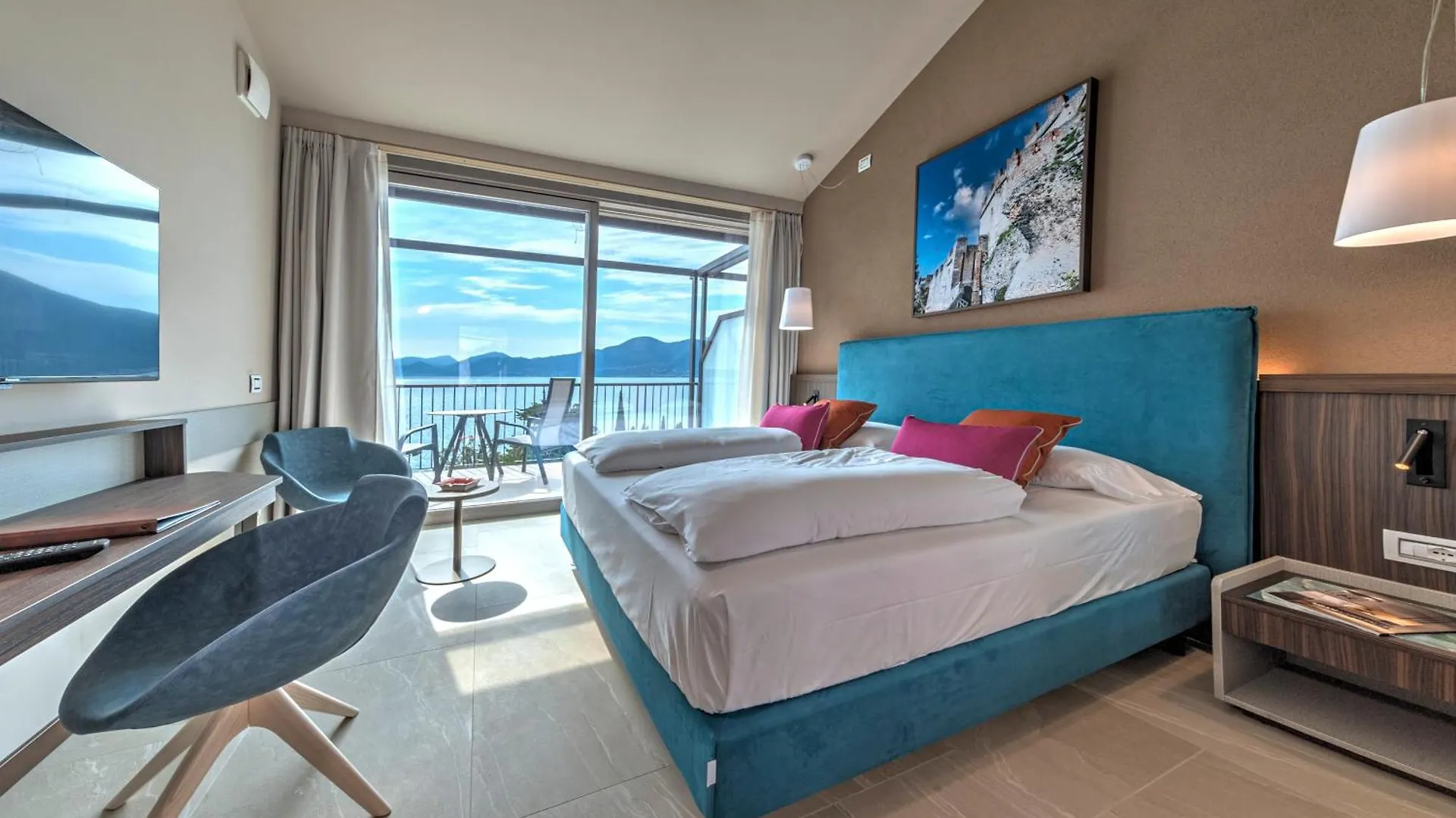 Sky View Garda Lake By Hotel Galvani Torri Del Benaco