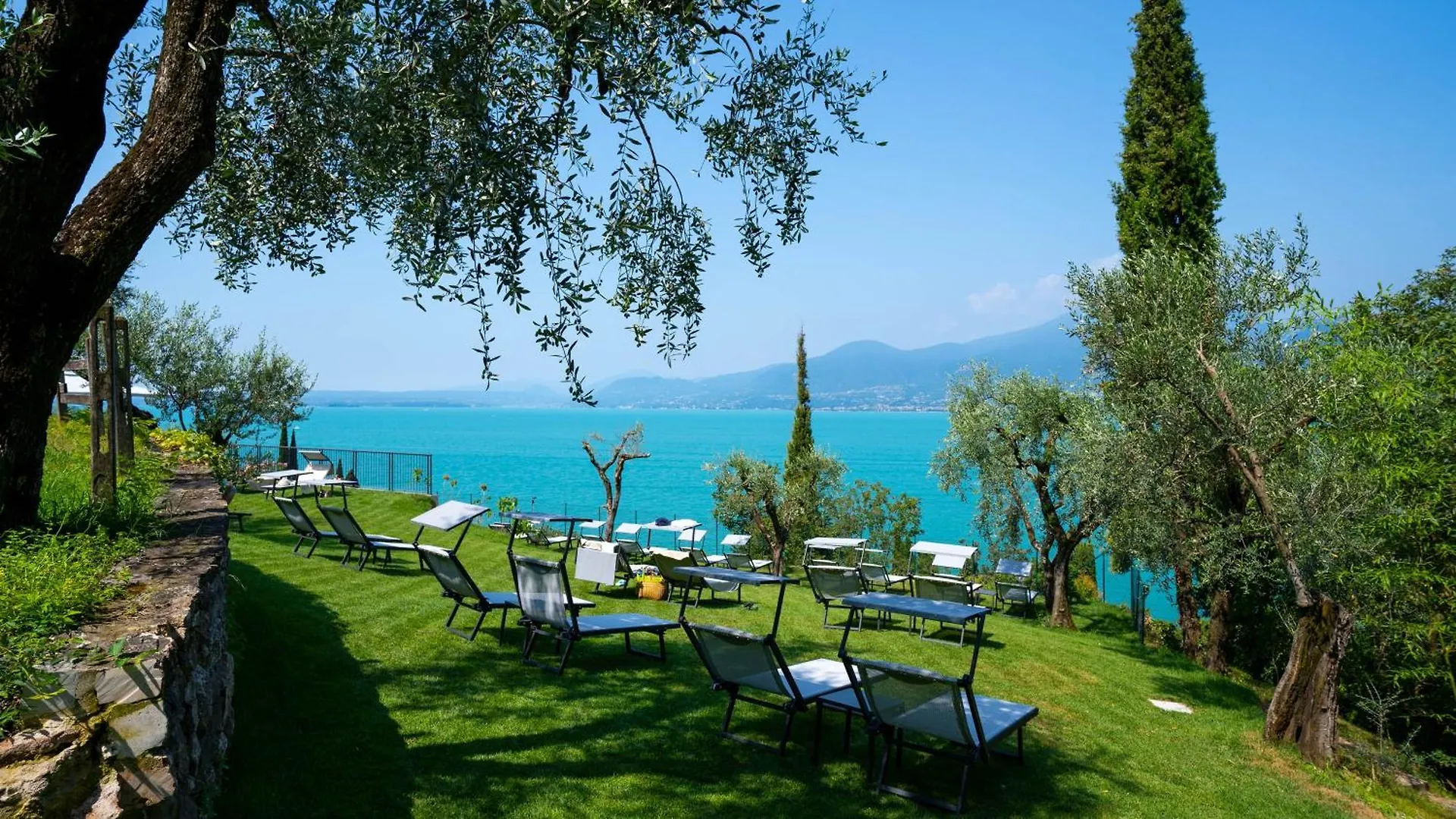 Sky View Garda Lake By Hotel Galvani Torri Del Benaco