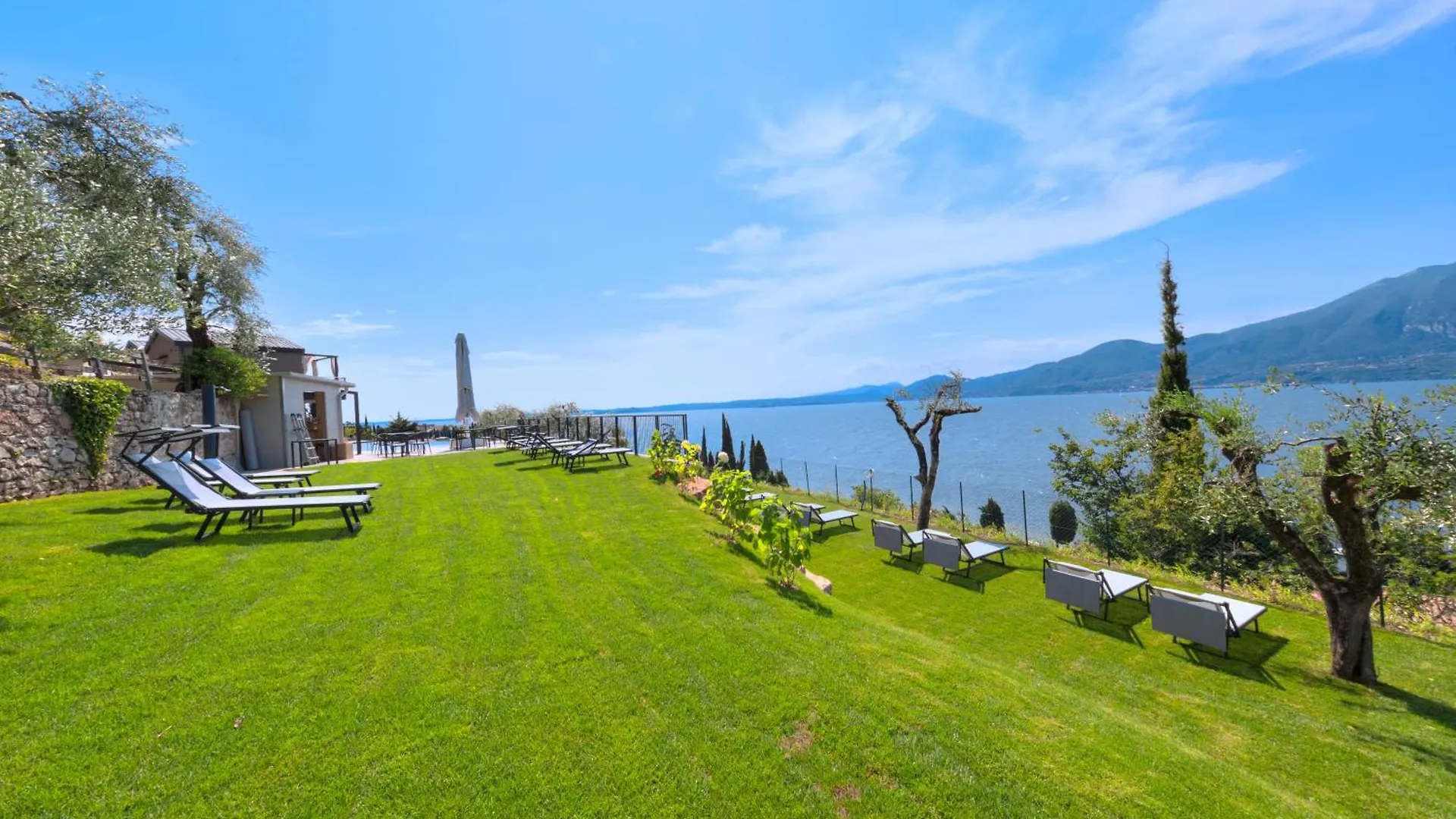 Sky View Garda Lake By Hotel Galvani Torri Del Benaco